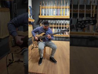 Зацените бас от Inspector, довольно редкий, сделано в России. Дело было в @club_gitar