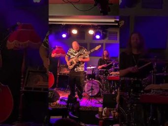 Максимов/Сокулер project, Лирическая тема, исполненная в клубе А.Козлова.Бас Dingwall ABZ Custom