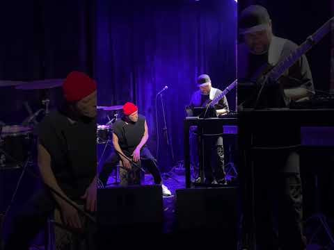 Дмитрий Максимов ft Лев Слепнер. Зажигаем от души на @artsredamoscow в клубе Мунк Бар Дмитрий Максимов ft Лев Слепнер. Зажигаем от души на @artsredamoscow в клубе Мунк Бар